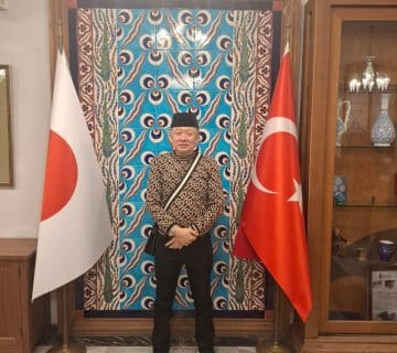 Masjid Camii Tokyo dan Turki
