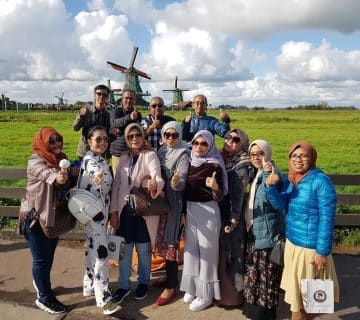 wisata muslim volendam belanda