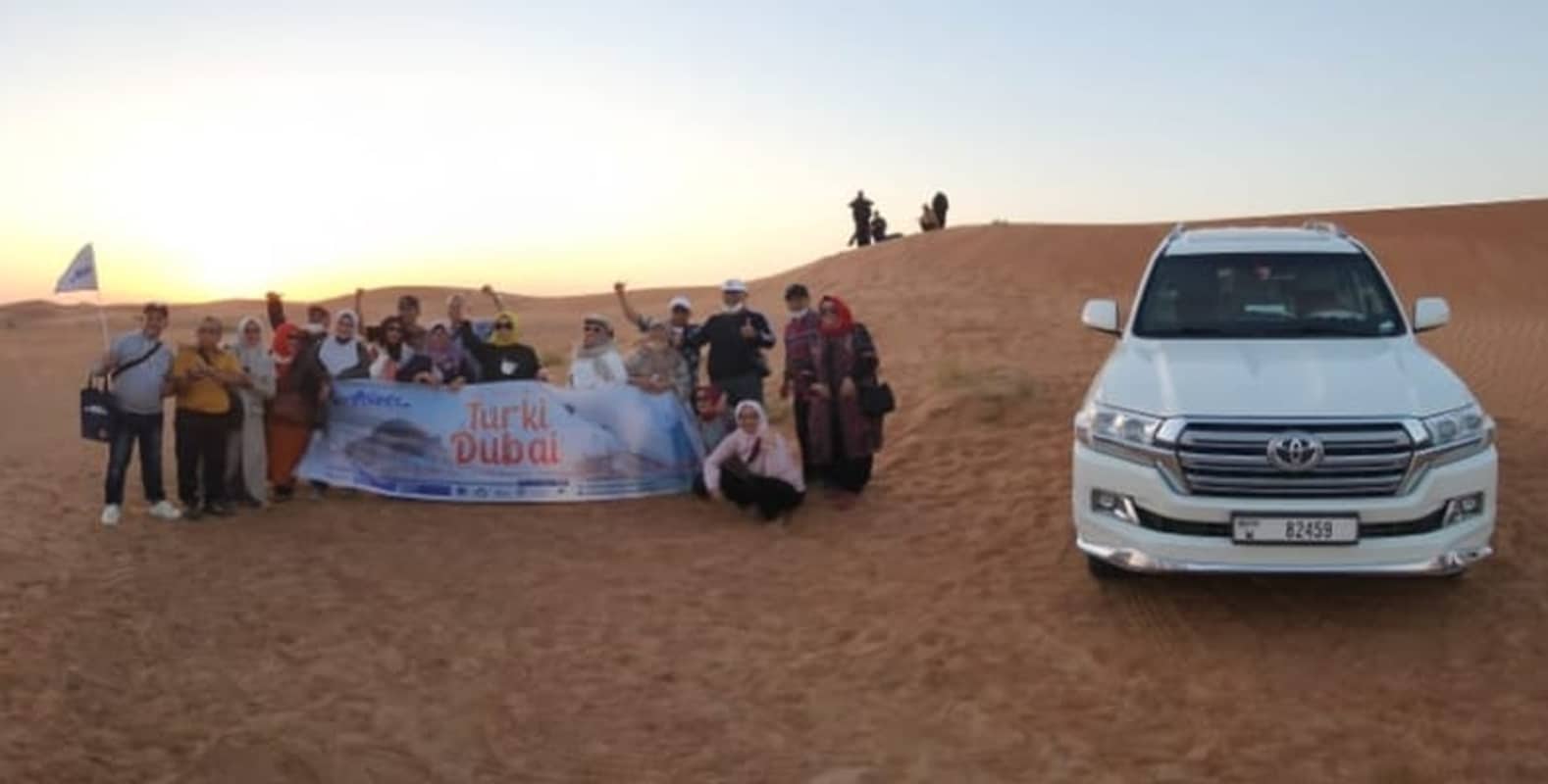 tour dubai desert safari
