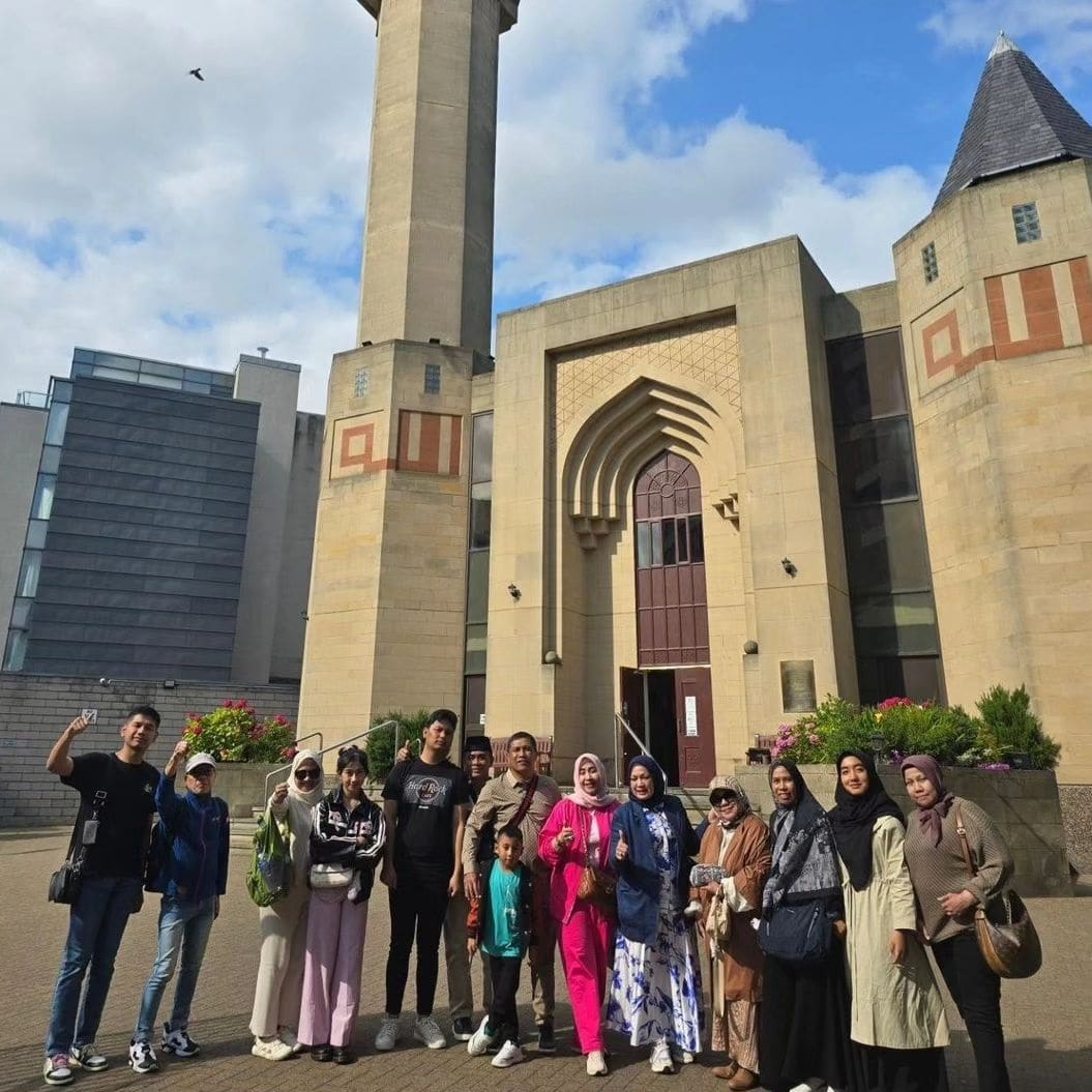 Wisata Muslim England Scotland