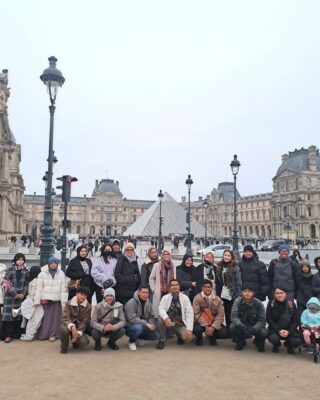 Wisata Muslim Eropa Barat Liburan Sekolah Akhir Tahun Paris