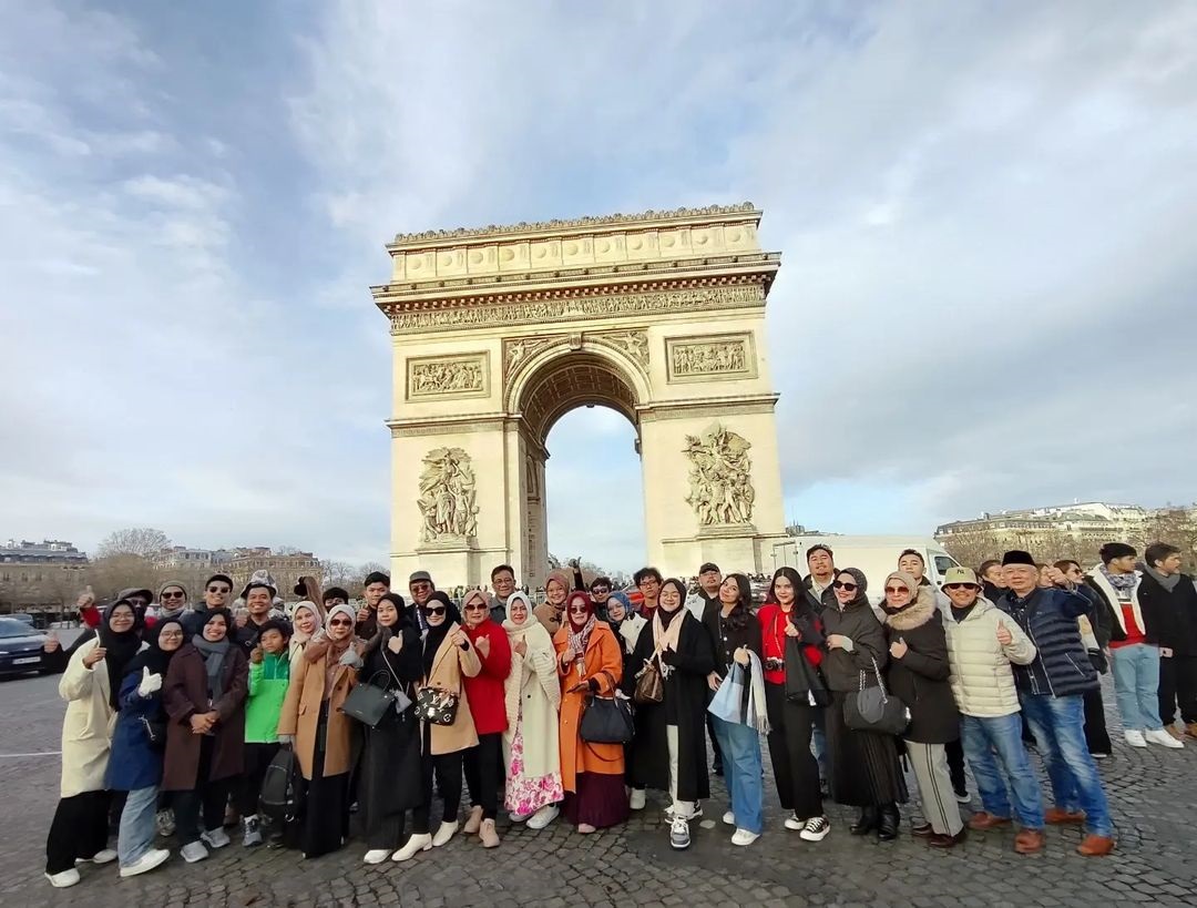 tugu paris
